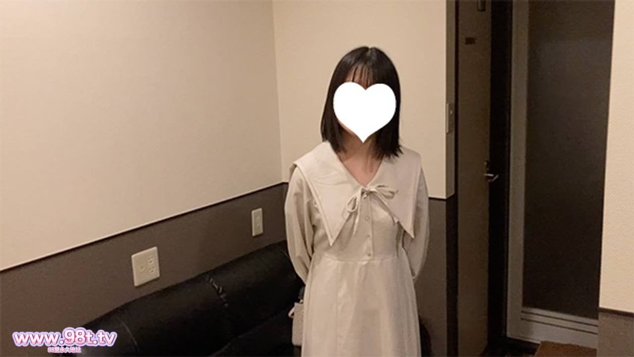 FC2PPV-4840818-まぁ18歳・顔射＆N出し・生。黒髪地味童顔制服ちゃんが、はじめて尽くし！封面图